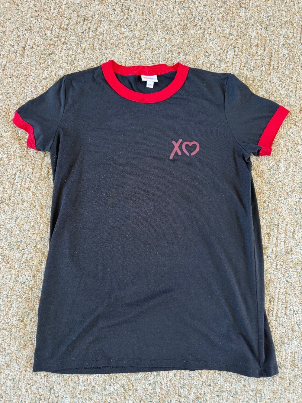 LulaRoe Red & Black Tee shirt.